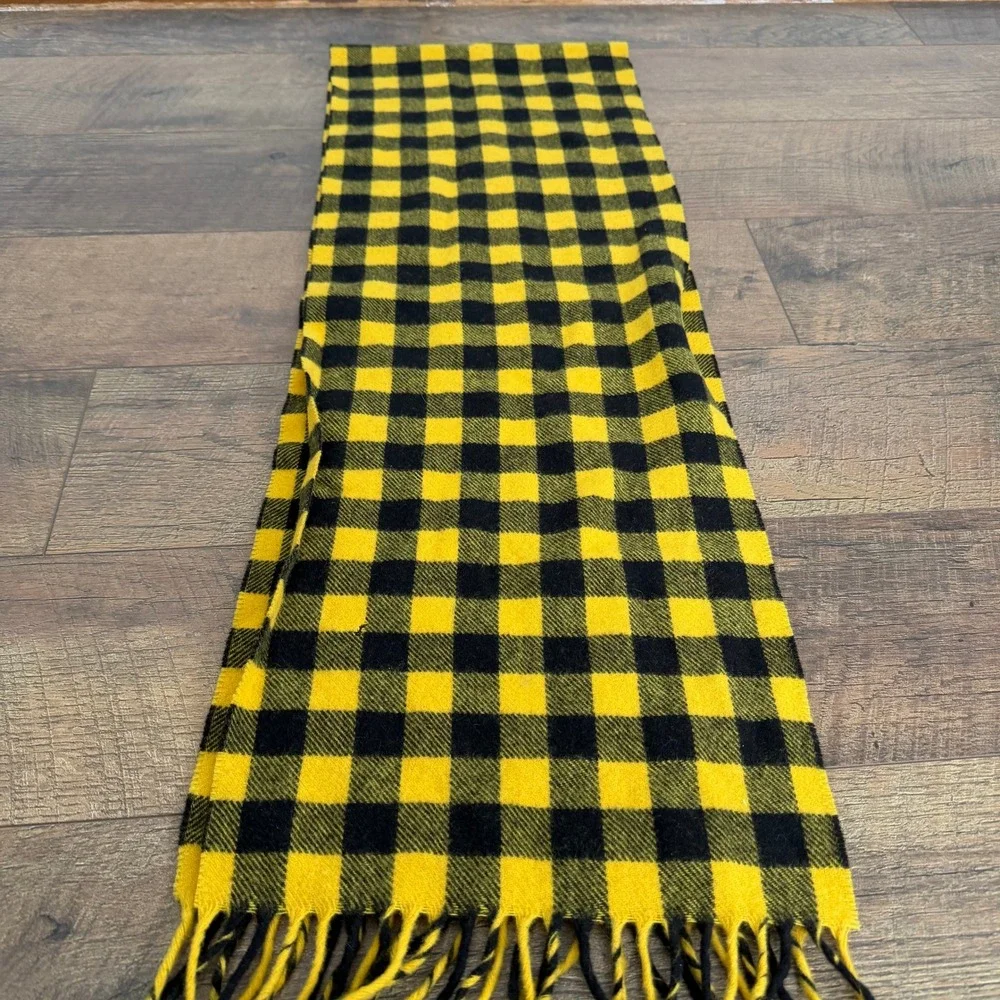 The Gap Plaid Scarf in Yellow Black Lambswool Made in Italy‎
